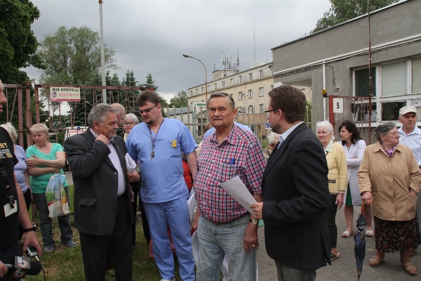 Mieszkańcy Stoków chcą zatrzymać chirurgów w szpitalu im. Sonnenberga [ZDJĘCIA]