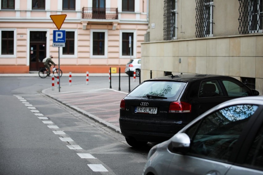 Kraków. Płatne parkowanie w centrum także w niedzielę? Ceny abonamentów mocno w górę