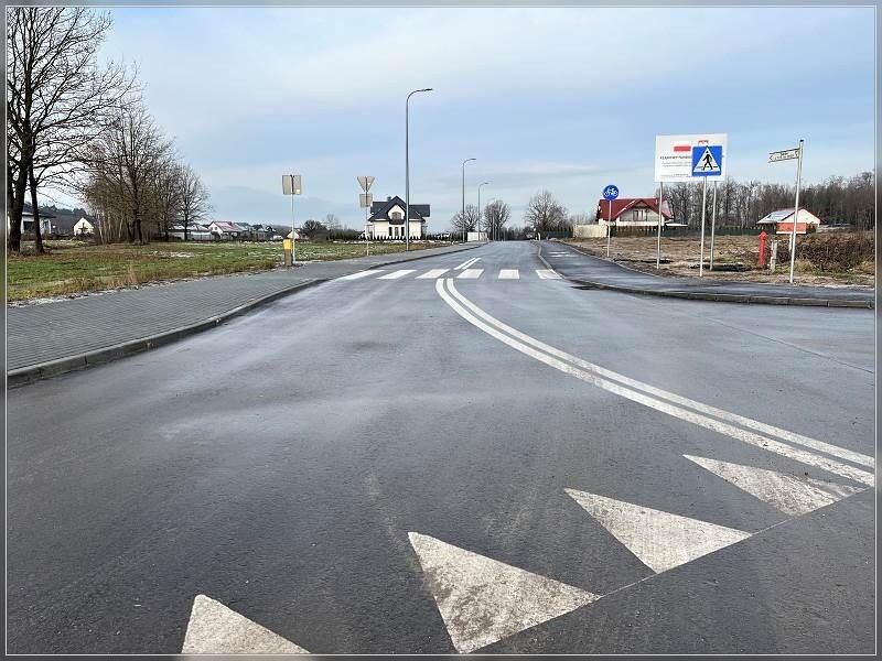 Zakończyła się budowa drogi w Skibach w gminie Chęciny. To inwestycja z dużym rządowym dofinansowaniem