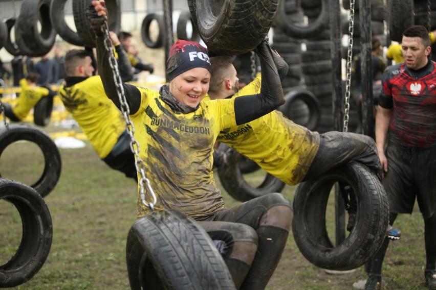 Runmageddon na Partynicach. Pierwszy dzień zmagań [GALERIA ZDJĘĆ]