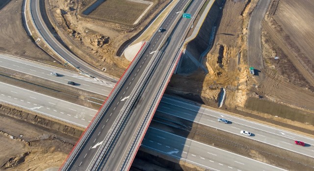 Spłynęły oferty na oświetlenie częstochowskiego odcinka autostrady A1. Jak postępują roboty wykończeniowe?Zobacz kolejne zdjęcia. Przesuwaj zdjęcia w prawo - naciśnij strzałkę lub przycisk NASTĘPNE