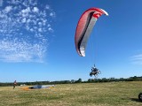 "Rozwiń skrzydła". Niezwykły aeroprojekt w Wielkopolsce. Uczą niepełnosprawnych latać!