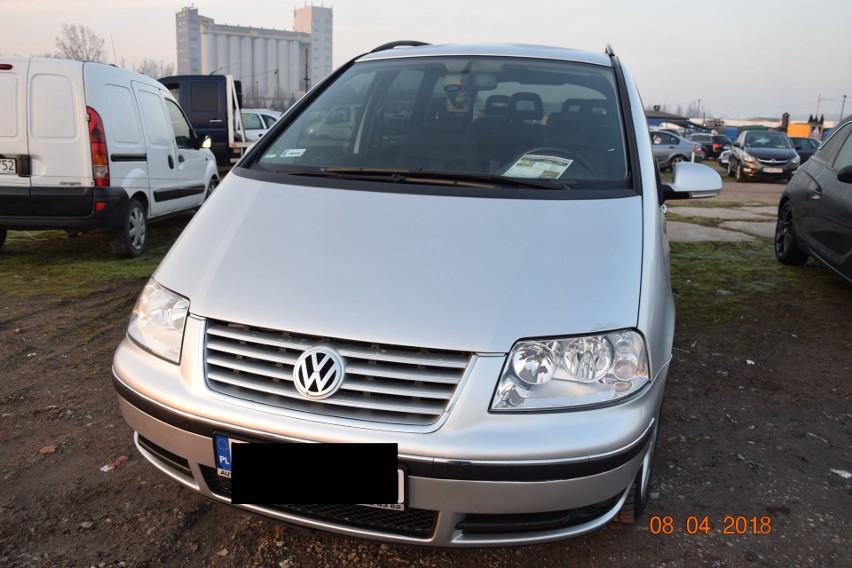 VW SHARAN z 2008 roku. Pojemność silnika 2.0 TDI. Stan...