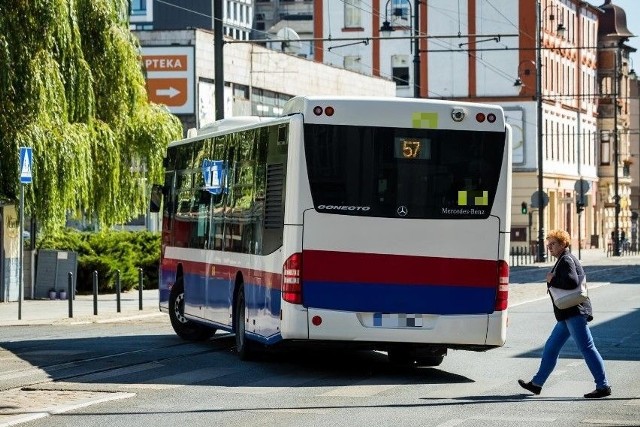 Do zdarzenia doszło 31 sierpnia br. przed południem. Nasz czytelnik wsiadł na dworcu PKP do autobusu „57”, który jechał w kierunku Błonia.