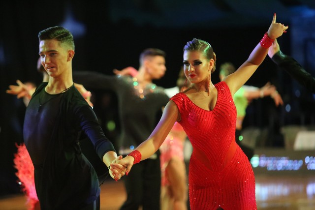 Mistrzostwa Polski w 10 Tańcach w Sosnowcu odbyły się w hali Zagórze