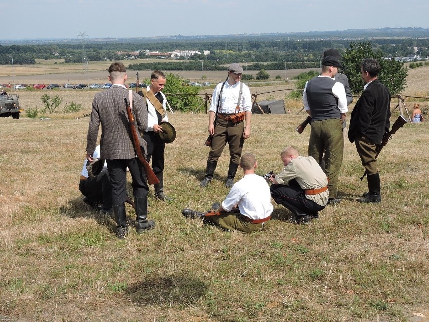 Powstańcy śląscy stoczyli walkę pod Kopcem Wyzwolenia w...