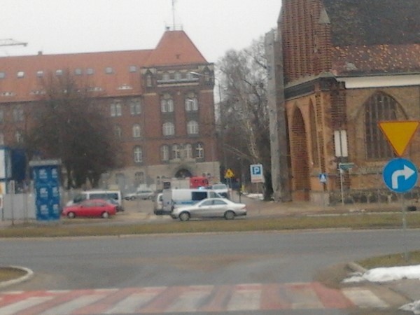 Awaria gazociągu przy Komendzie Wojewódzkiej Policji w Szczecinie