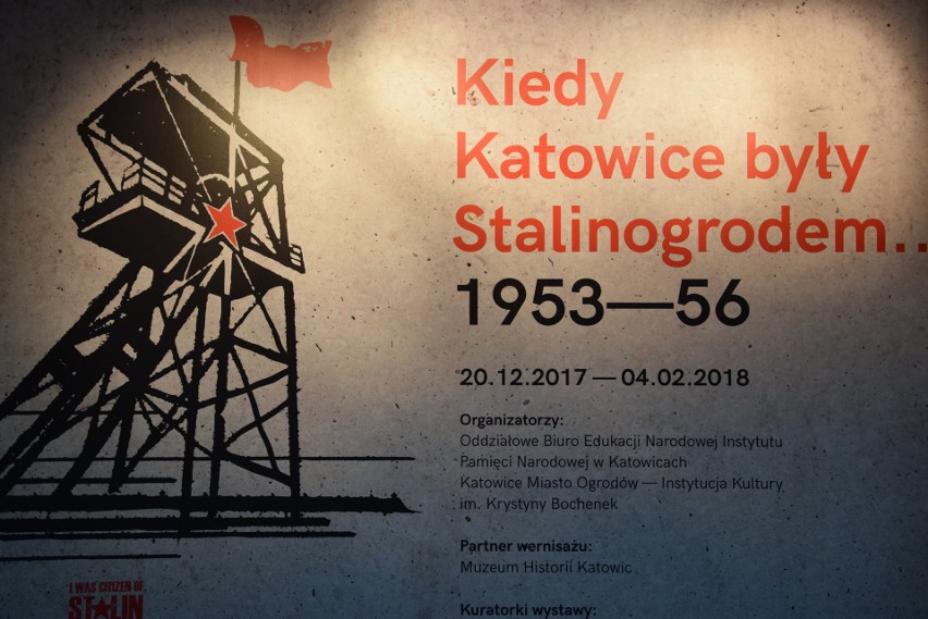 Zdjęcia z wystawy "Kiedy Katowice były Stalinogrodem" w...