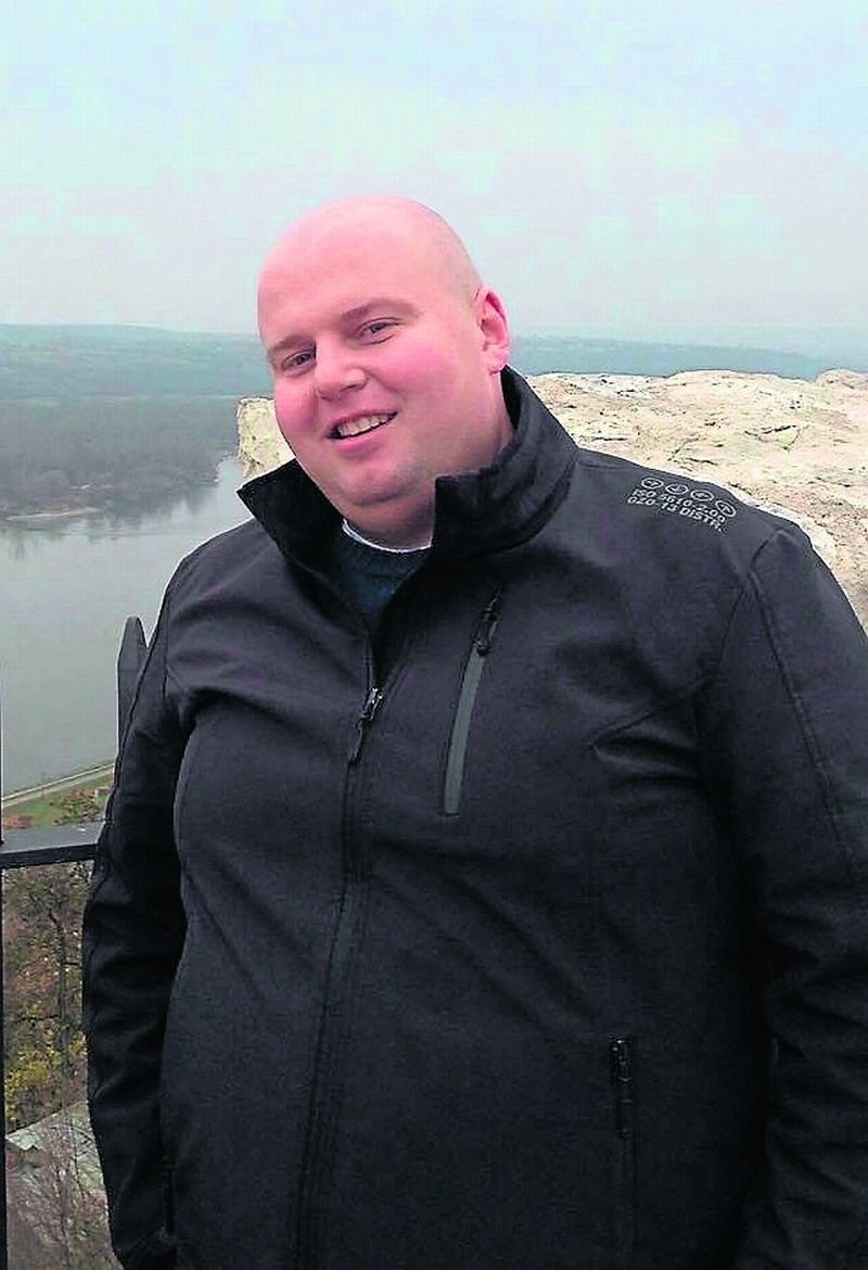Piotr Kamiński w wieku 34 lat ważył 127 kg.