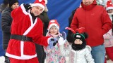Blisko 150 dzieci wystartowało w Biegu Elfa w Borkowie. Najmłodsi mieli do pokonania 200 metrów. Wspierali ich rodzice 