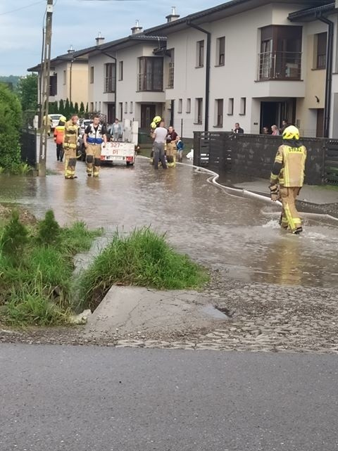 ul. Góreckiego, os. Słocina.