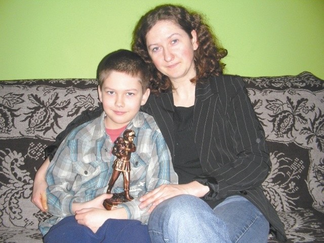 Na zdjęciu: Kuba Gierasimiuk z mamą, Katarzyną Gierasimiuk