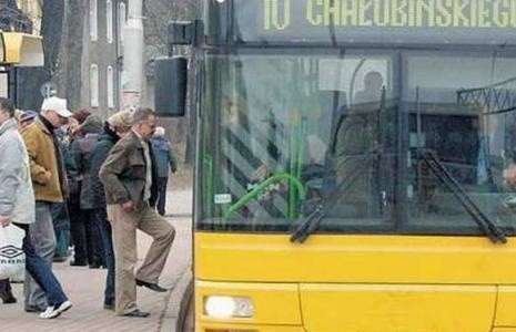 Jeśli autobus ma duże opóźnienie, kierowca może nawet odmówić sprzedaży karnetu, aby nie powiększać dodatkowo opóź­­nienia i nie powodować przykrych konsekwencji dla pasażerów. 