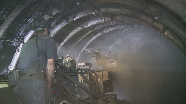 "Do końca mamy wiarę i nadzieję". 11. dzień akcji ratunkowej w kopalni "Wujek"