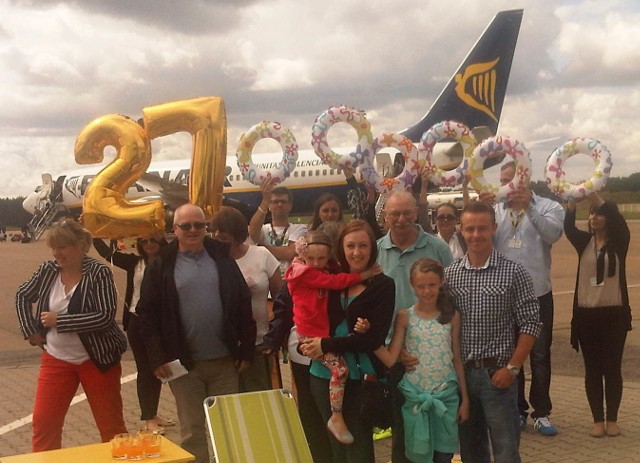 Goleniów: Ryanair przewiózł  27-milionowego pasażeraWażny pasażer dla przewoźnika.