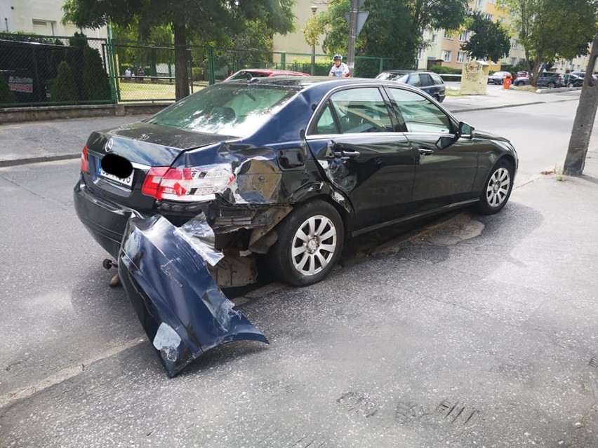 Z ustaleń policji wynika, że kierujący seatem nie ustąpił...