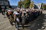Flashmob "Together” w Bydgoszczy. Tak integrowali się pracownicy Atosa [zdjęcia]