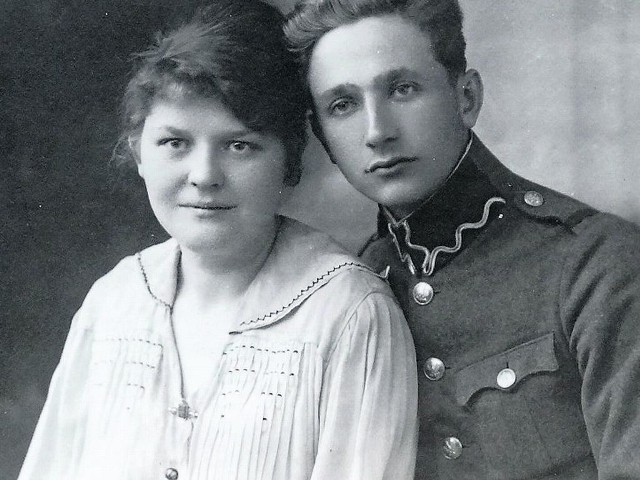 1920 r. Kazimierz Borucki z narzeczoną  Gertrudą Piotrowską. Trzy lata później została jego żoną