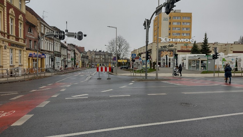 Ul. Zamkowa w Zielonej Górze jest wyłączona z ruchu a na...