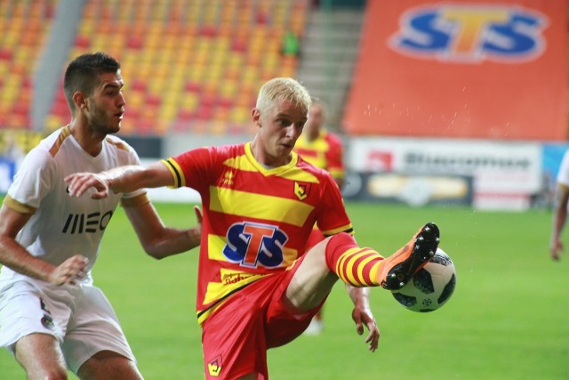 Piłkarze Jagiellonii (na żółto-czerwono) do rewanżowego meczu z Rio Ave przystąpią ze skromną zaliczką 1:0, wywalczoną przed tygodniem na własnym boisku