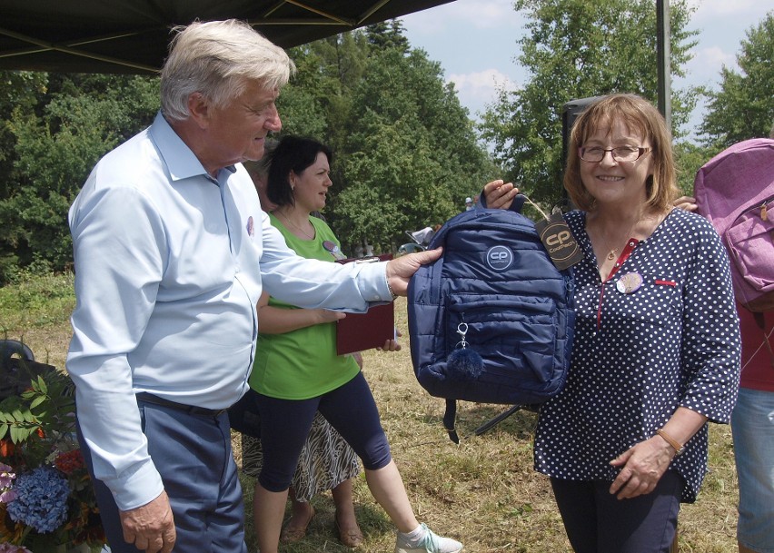 Odkryj Beskid Wyspowy. W sobotni wieczór wspięli się na Ćwilin, a w niedzielny poranek pokonali Łopusze Wschodnie