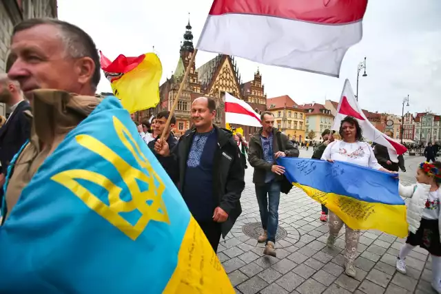 Z 200 tysięcy obywateli ukraińskich mieszkających we Wrocławiu aż połowa mieszkała tu przed wojną. Po 24 lutego przyjechało ich około 100 tysięcy.