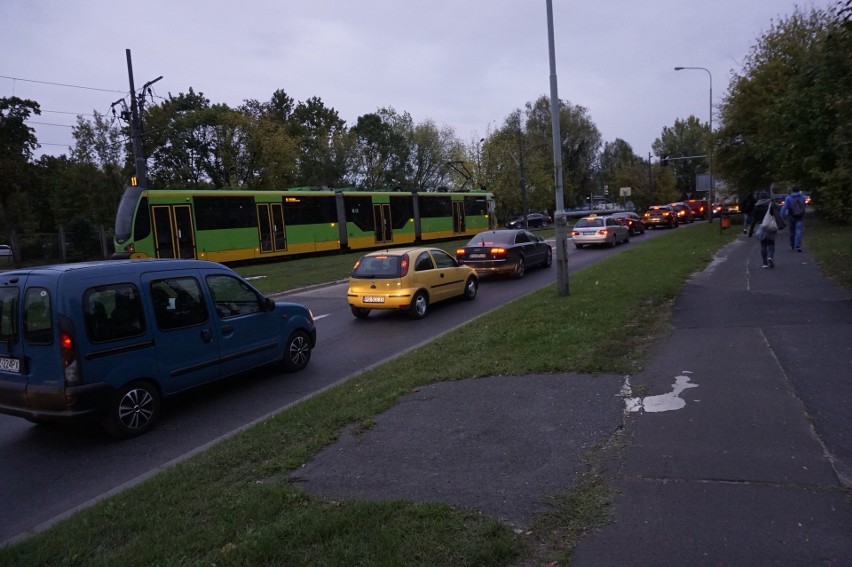 Na ul. Starołęckiej doszło do kolizji tramwaju linii nr 12 z...