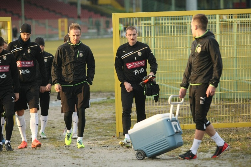 Pierwszy trening Śląska po przerwie. Z nowymi piłkarzami (ZDJĘCIA)