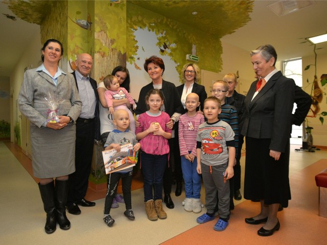 Fundacja Jolanty Kwaśniewskiej kupiła sprzęt dla kliniki pediatrii UCK