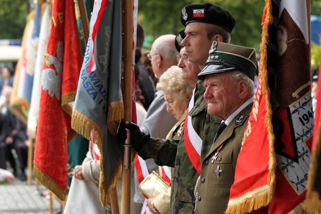 Uroczystości odbyły się pod Pomnikiem Bohaterów II Wojny Światowej