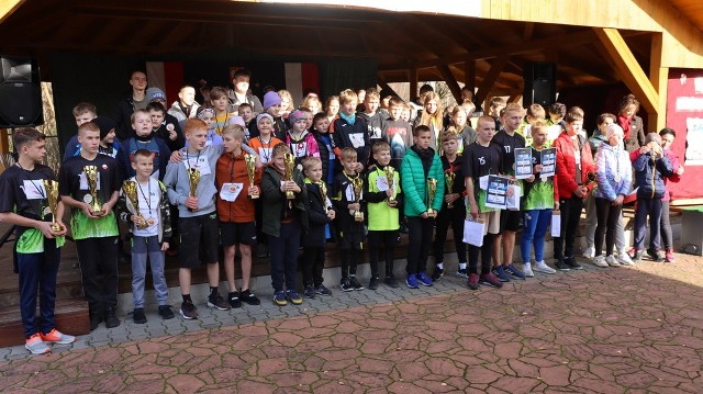 W biegu wzięli udział uczniowie z: PSP w Lipsku, PSP w Jaworze Soleckim, ZPO w Krępie Kościelnej i MOS Szymanów.