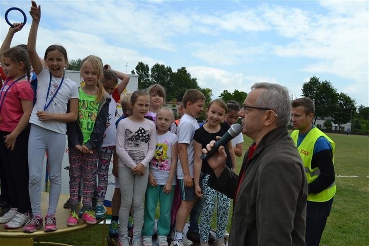 Uczniowie częstochowskich szkół podstawowych tłumnie...