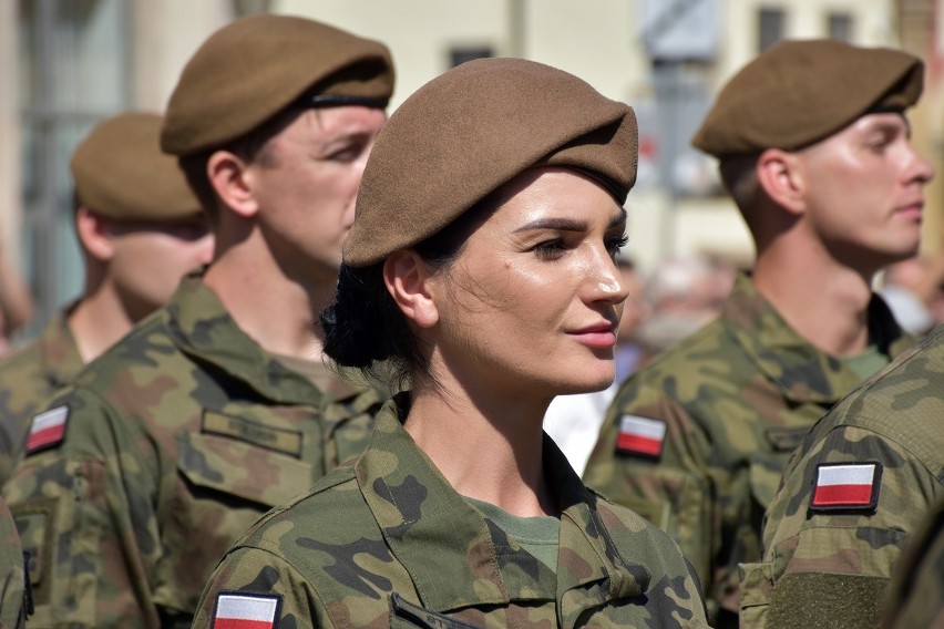 15 sierpnia świętują żołnierze Wojska Polskiego. We...