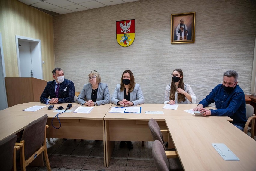 Radni klubu KO do prezydenta Białegostoku: Nie podnośmy w tym roku czynszów dla przedsiębiorców
