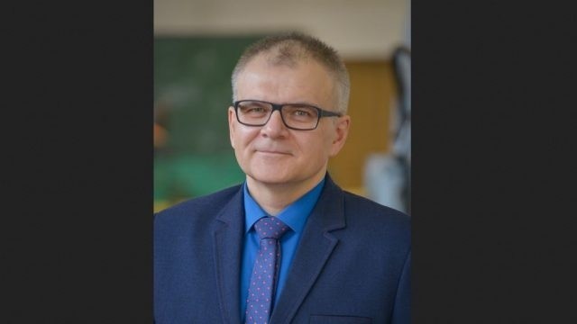 Dr hab Mariusz Prażmowski pracę na PO zaczął po studiach na UO. Już pracę magisterską pisał na politechnice.