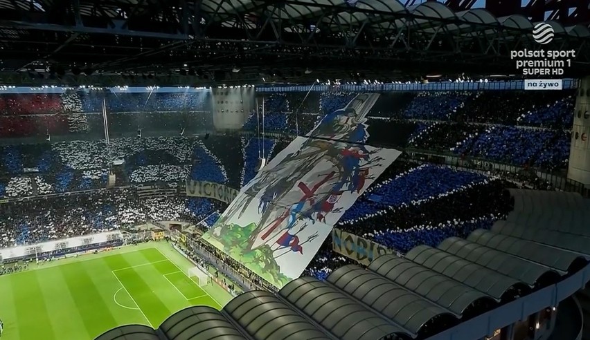 Liga Mistrzów. Piękna oprawa fanów Interu przed meczem z Milanem. "Zwycięstwo to dla nas życie" na niebieskiej części San Siro