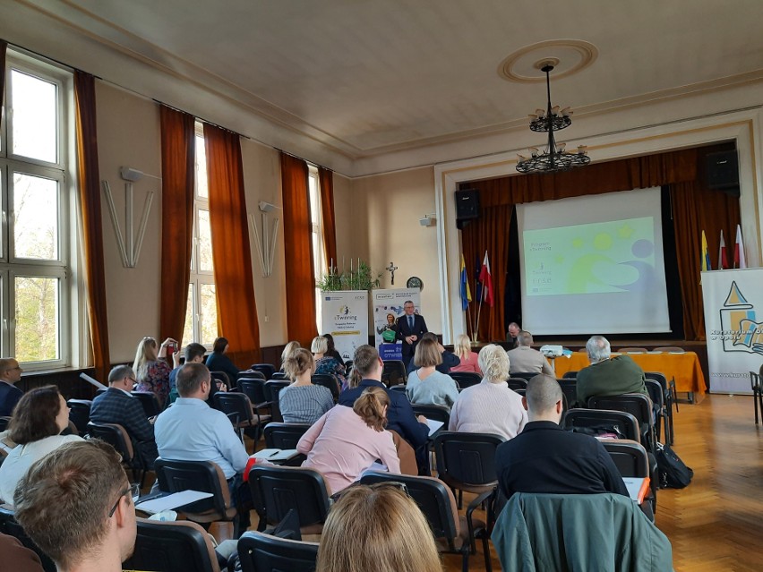 Mobilne Centrum Edukacyjne przyjechało do Opola na konferencję o nowoczesnych technologiach w szkole