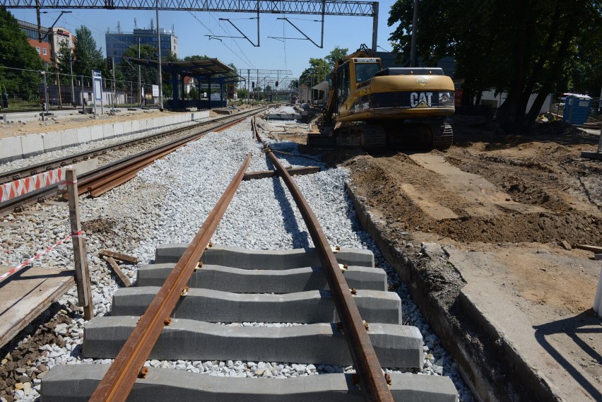 PKP Polskie Linie Kolejowe rozpoczynają modernizację trzech...