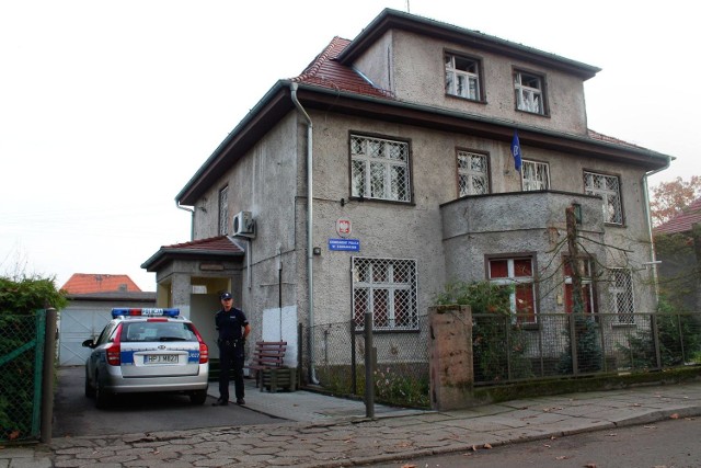Sprawa kasjerki została zgłoszona policji w Zawadzkiem. Zajmuje się nią także prokuratura.