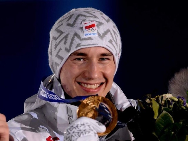 Kamil Stoch jako pierwszy Polak zdobył dwa złote medale na jednych ZIO.