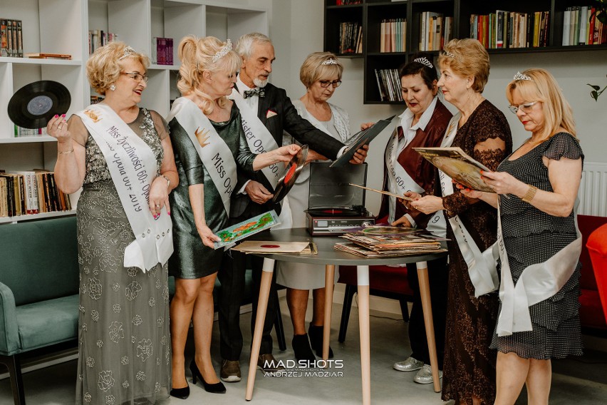 Miss i misterzy 60 plus Opola z 2019 w sesji do kalendarza...
