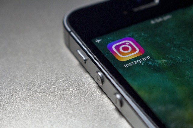 Instagram znajduje się na podium najczęściej użytkowanych mediów społecznościowych w Polsce. Polacy chętnie korzystają z rad inflencerów