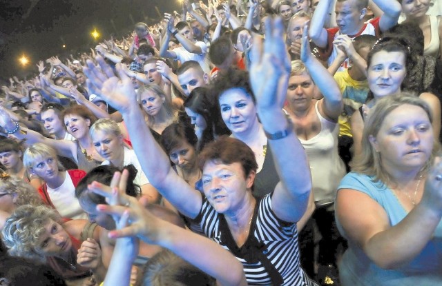 Podczas ubiegłorocznego festiwalu, w Kobylnicy bawiło się około 30 tysięcy fanów muzyki disco polo i dance. Organizatorzy liczą, że w tym roku będzie ich jeszcze więcej.