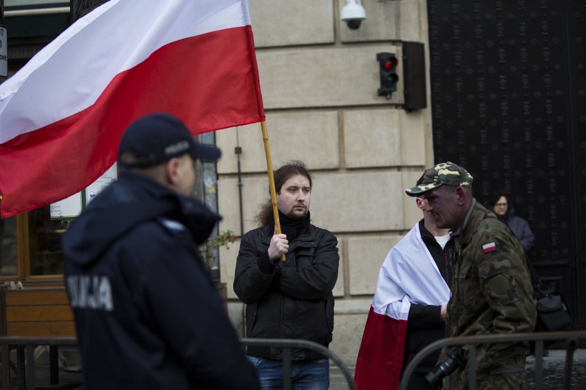 Święto Niepodległości 2017 na placu Matejki w Krakowie