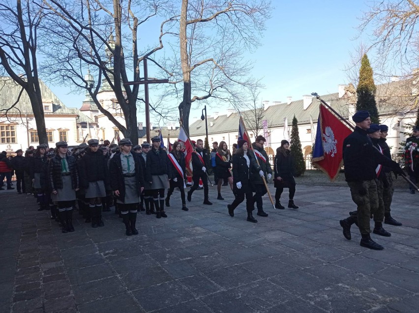 Harcerze hufca ZHP Pińczów oddali hołd Żołnierzom Wyklętym. Zdjęcia