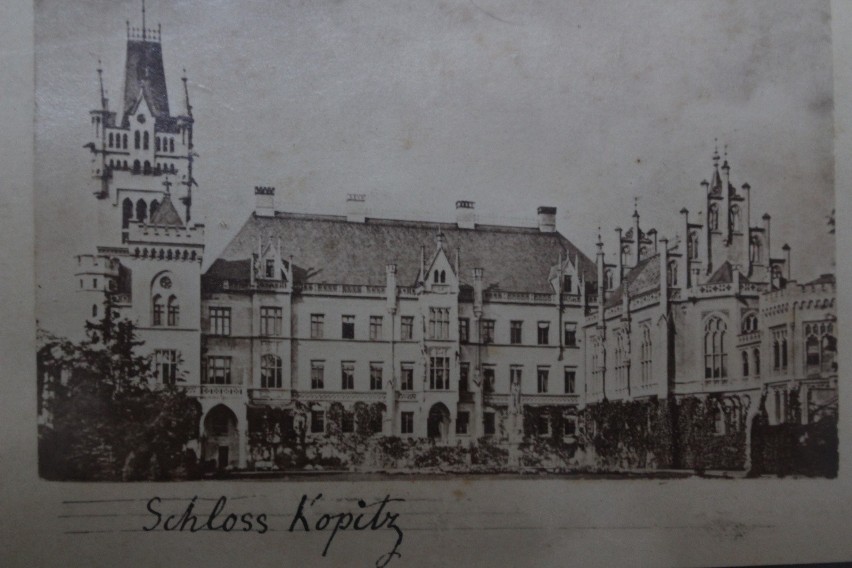 Zdjęcie archiwalne z wystawy „Historia Pewnego Pałacu".