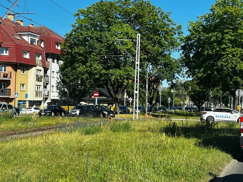 Potrącenie rowerzysty na ulicy Ku Słońcu w Szczecinie