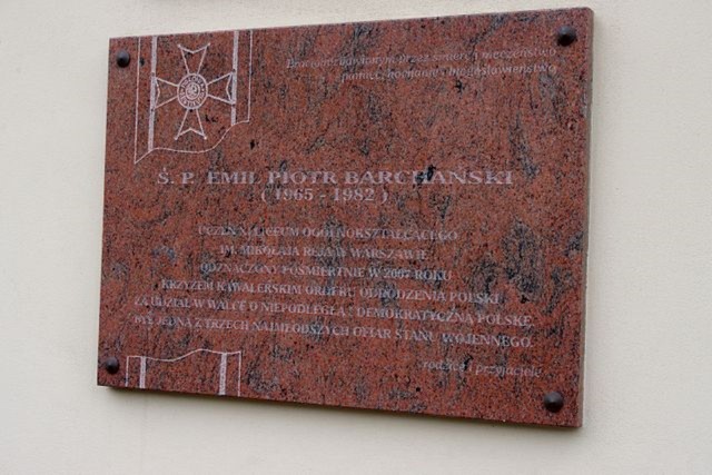 Emil Barchański był najmłodszą ofiarą stany wojennego. Zginął w niewyjaśnionych okolicznościach, a jego ciało wyłowiono z Wisły.