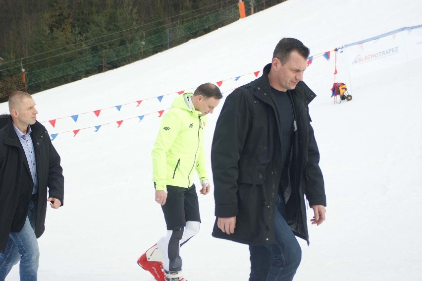 Rabka Zdrój. Prezydent Duda na nartach. Oddał hołd Marii Kaczyńskiej [ZDJĘCIA]