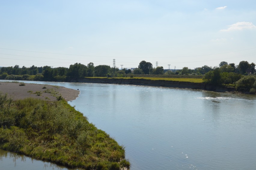 Ostrów. Dunajec zagraża wsi, ale nie ma pieniędzy na okiełznanie rzeki